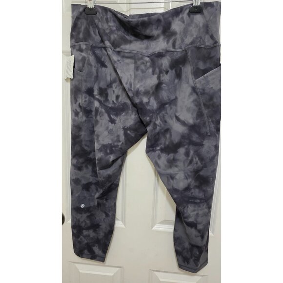 Lululemon Diamond Tie-Dye Gray High-Waist Cropped Activ wear Leggings Size 20 - Picture 3 of 6